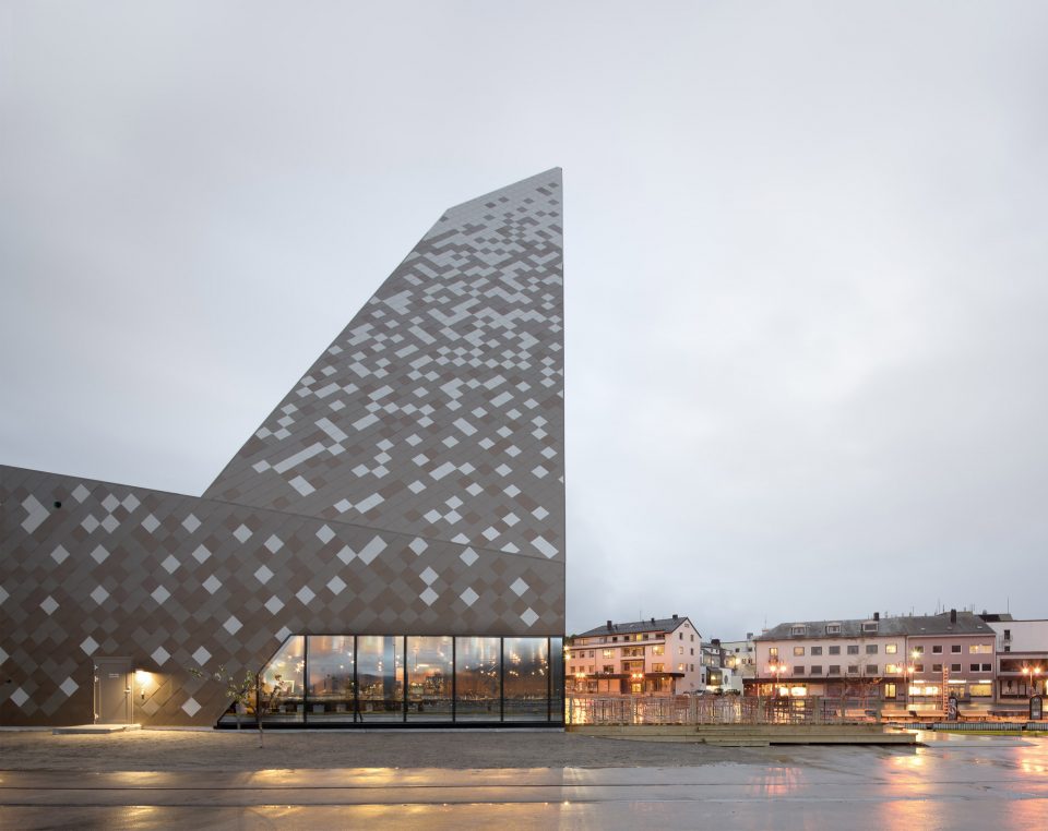 norwegian-mountaineering-center-reiulf-ramstad-arkitekter_dezeen_2364_col_10